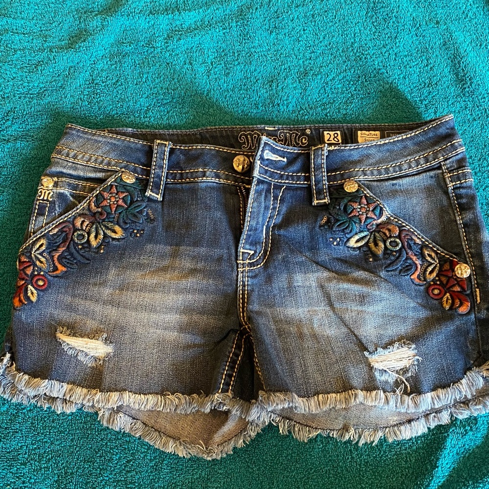 Size 28 Miss Me Shorts